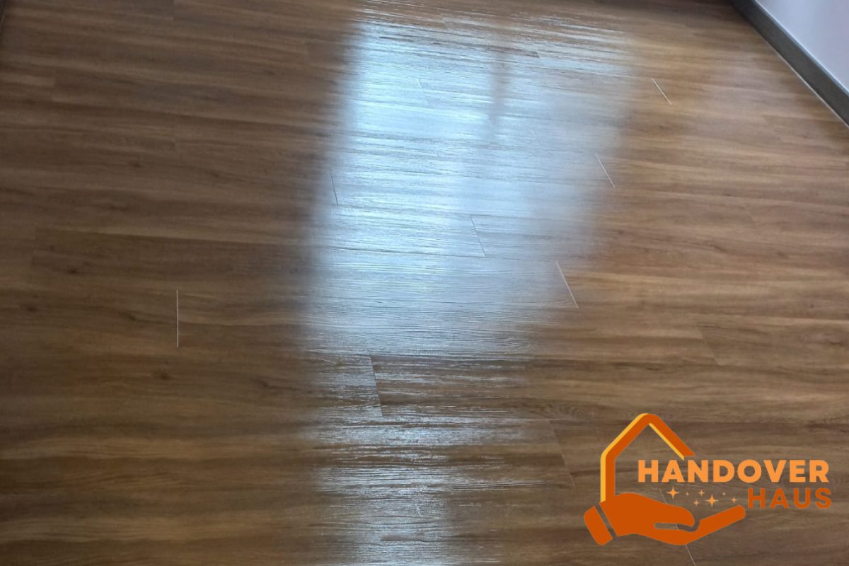 vinyl-floor-cleaning-handover-haus-singapore-hdb-jurong-west-2 vinyl-floor-cleaning-handover-haus-singapore-hdb-jurong-west-2