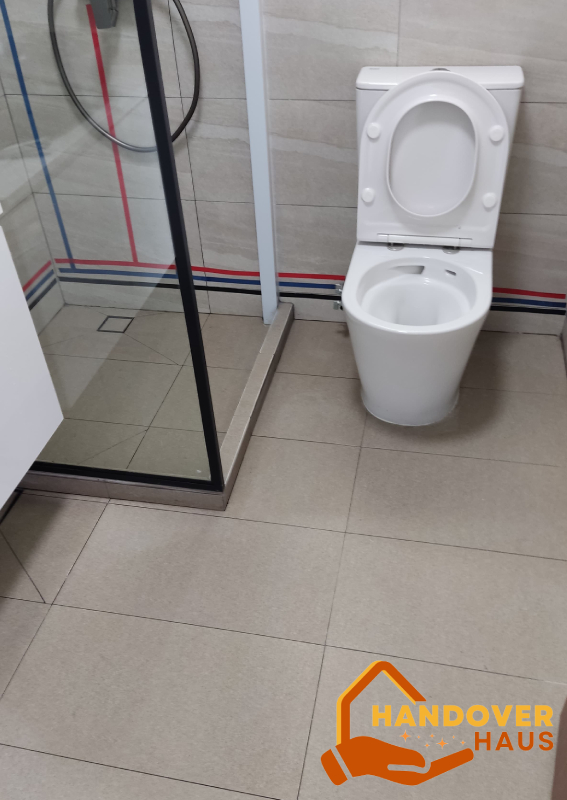 bathroom-cleaning-post-renovation-cleaning-handover-haus-singapore-hdb-punggol-1