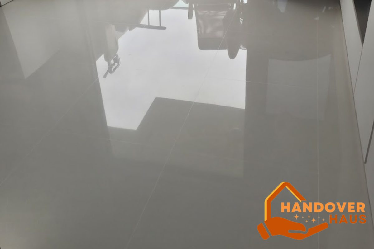 tile-floor-deep-cleaning-services-handover-haus-singapore-hdb-woodlands-2 tile-floor-deep-cleaning-services-handover-haus-singapore-hdb-woodlands-2